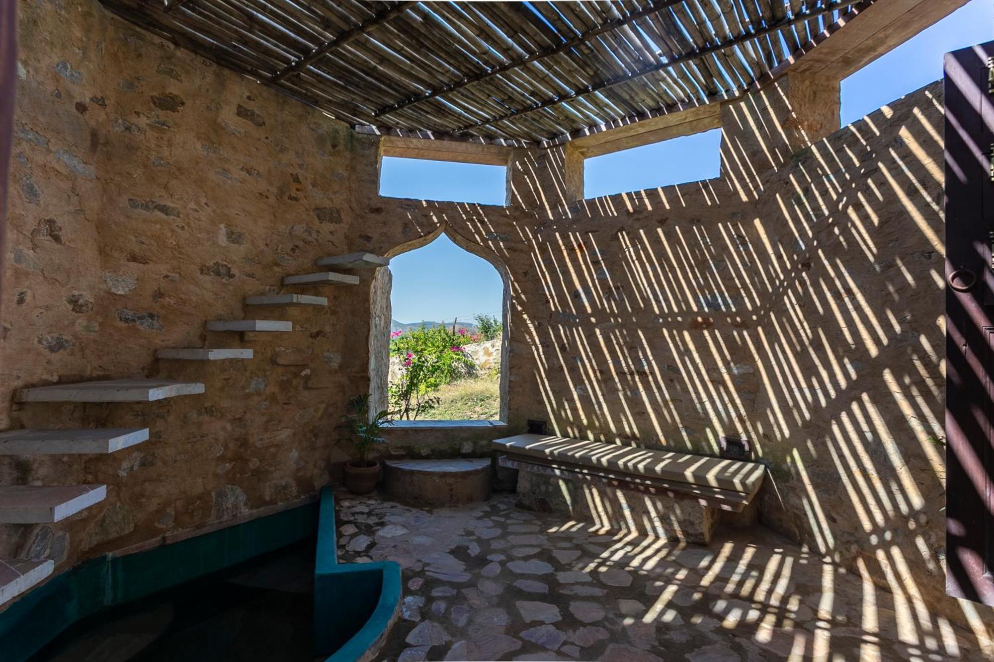 Manmatha A Luxury Retreat Bed and Breakfast Udaipur Exteriör bild